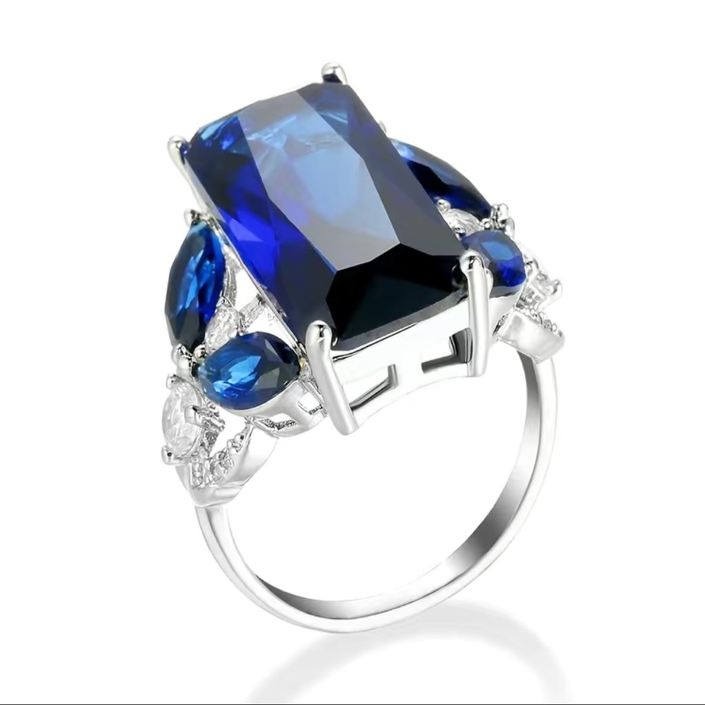 Cute  925 Saphire Women's  Ring💍